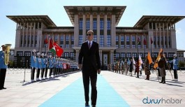 'Saray çöküntü karşısında gömlek değiştirme yoluna gitti'