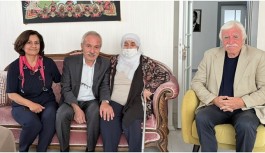 Mızraklı, Sadiye Demirtaş'ı ziyaret etti