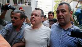 Financial Times'taki iddia: ABD, papaz Brunson için çarşambaya kadar süre verdi
