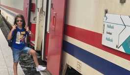 Çorlu'daki tren kazasında oğlunu kaybeden anneyi dönemin Ulaştırma Bakanı da engelledi