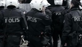 Polisin baskın yaptığı evdeki hamile...